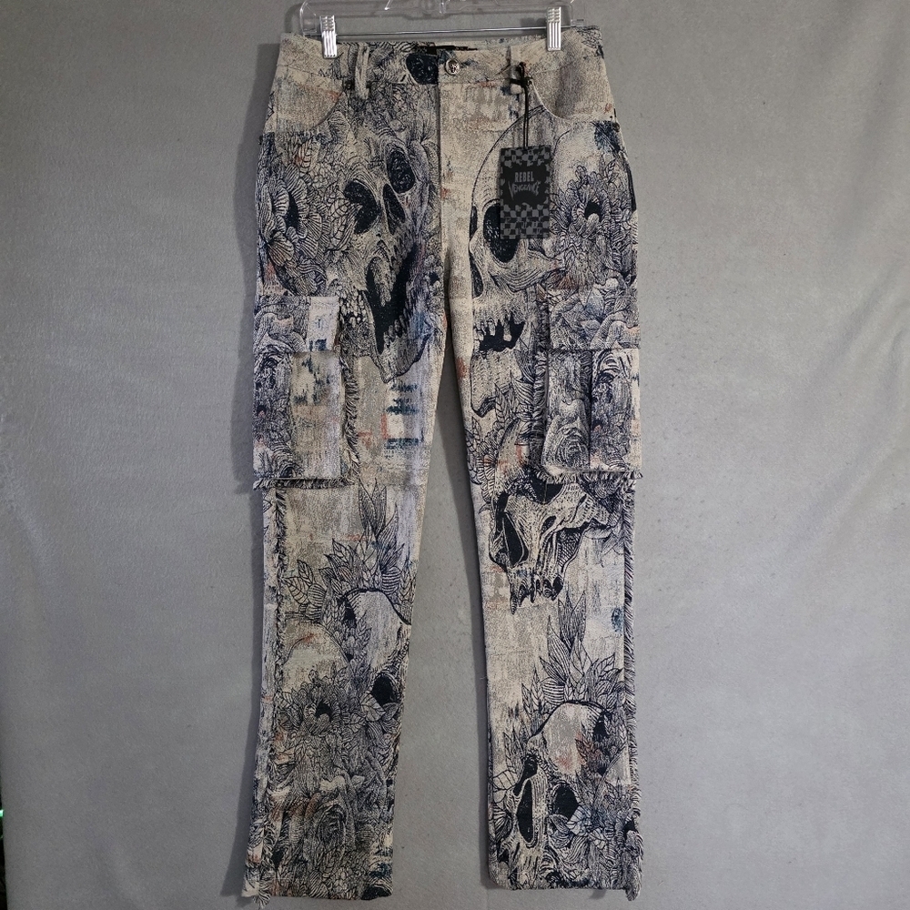 NWT Rebel Vengeance Mens Tapestry Cargo Jeans Skull AOP Size 28x33